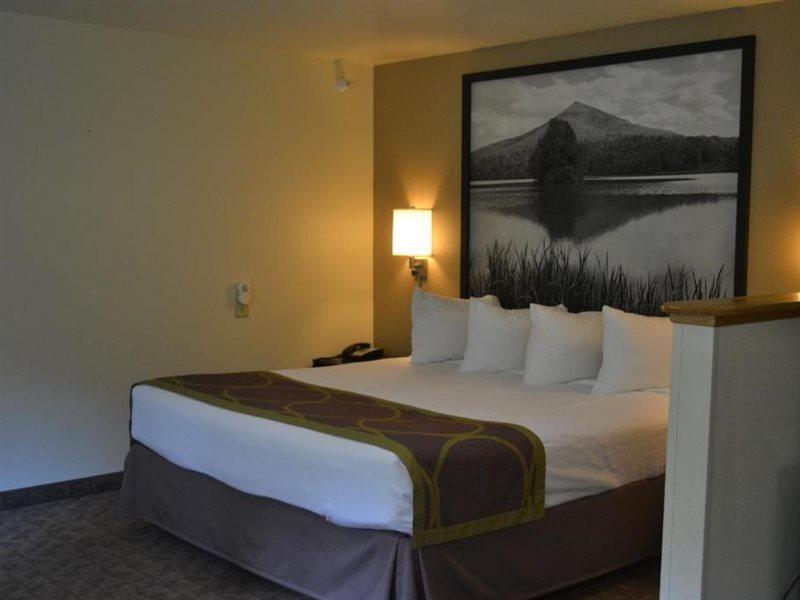 Super 8 By Wyndham Lebanon Hotel Buitenkant foto