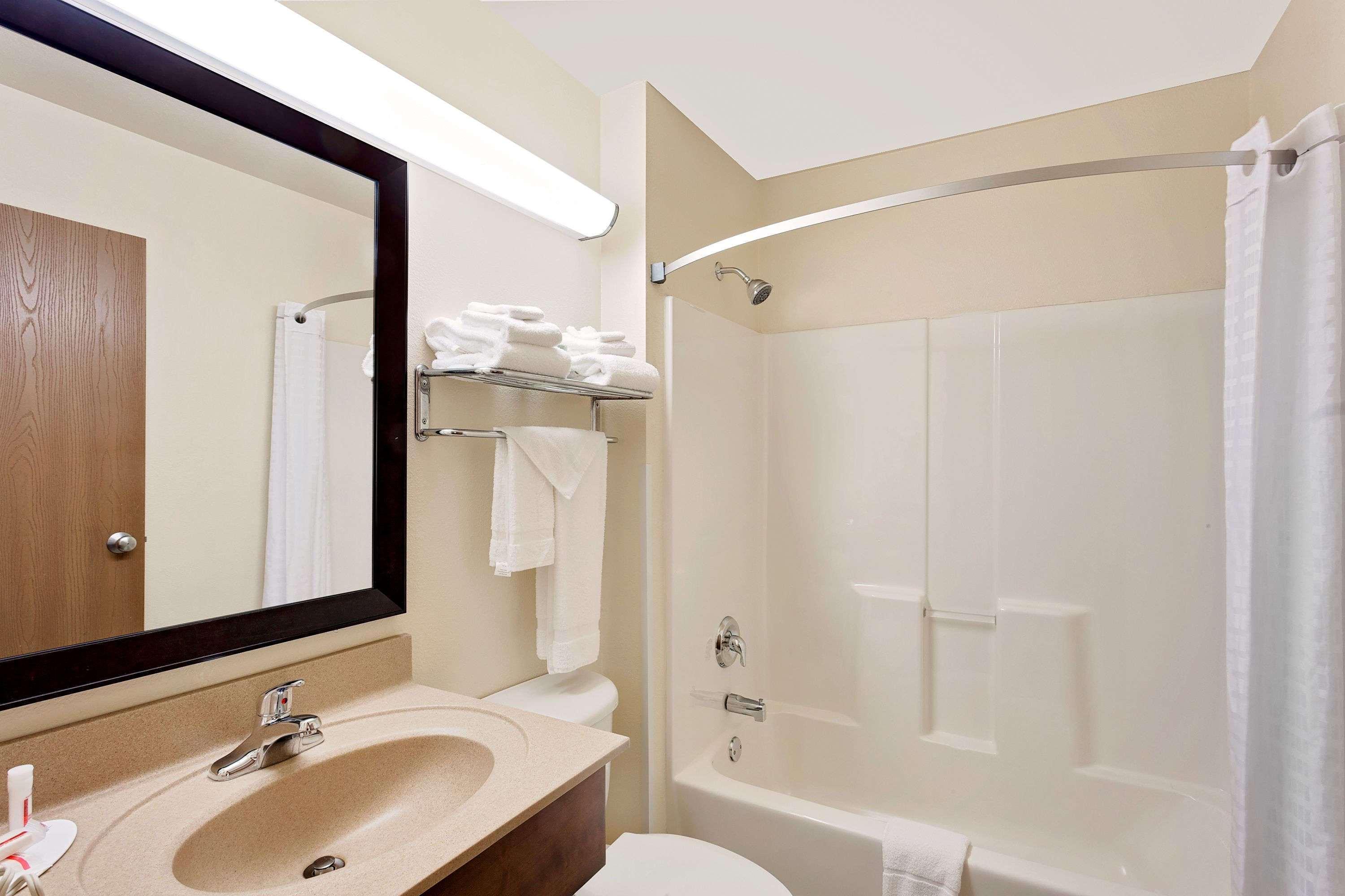Super 8 By Wyndham Lebanon Hotel Buitenkant foto