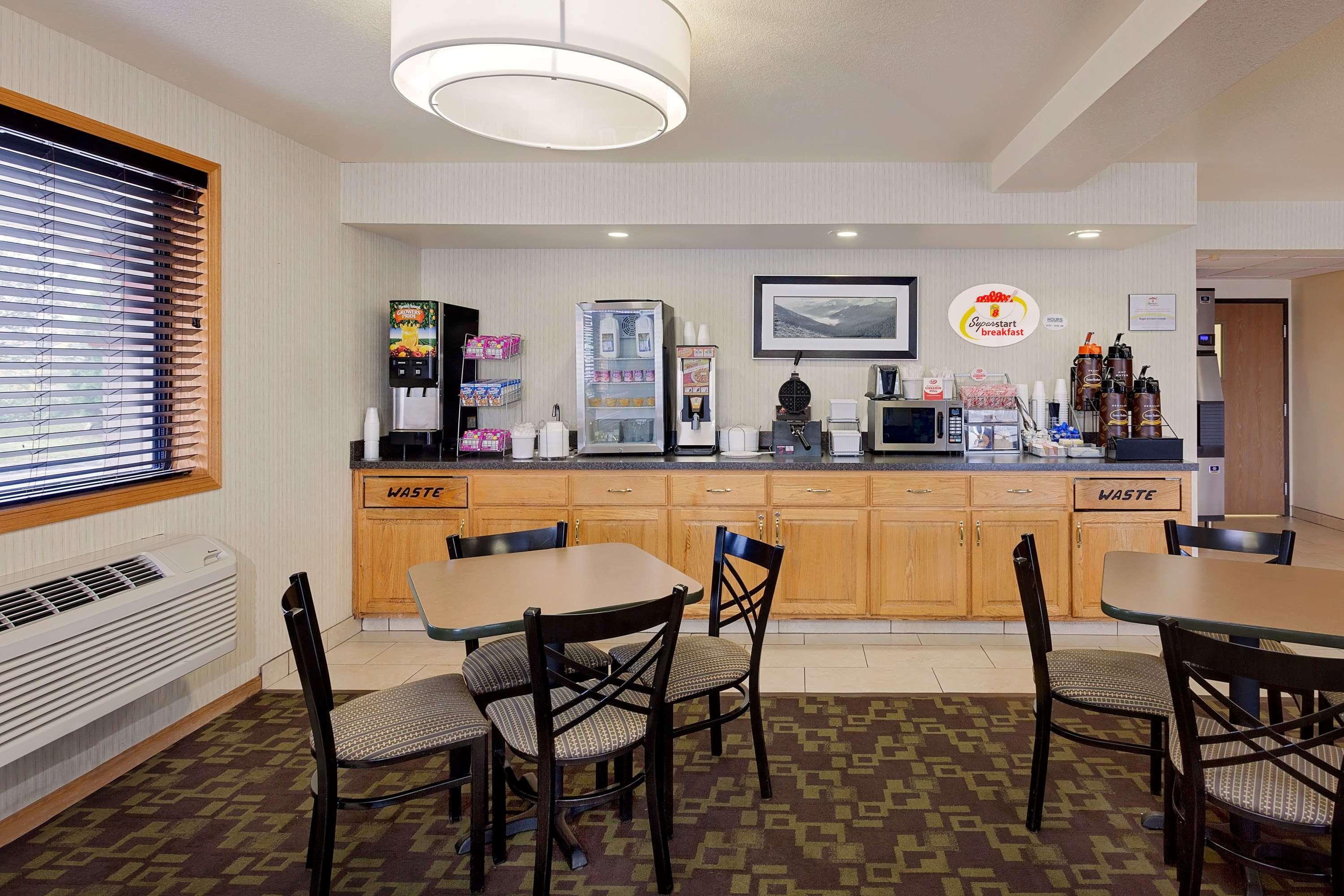 Super 8 By Wyndham Lebanon Hotel Buitenkant foto