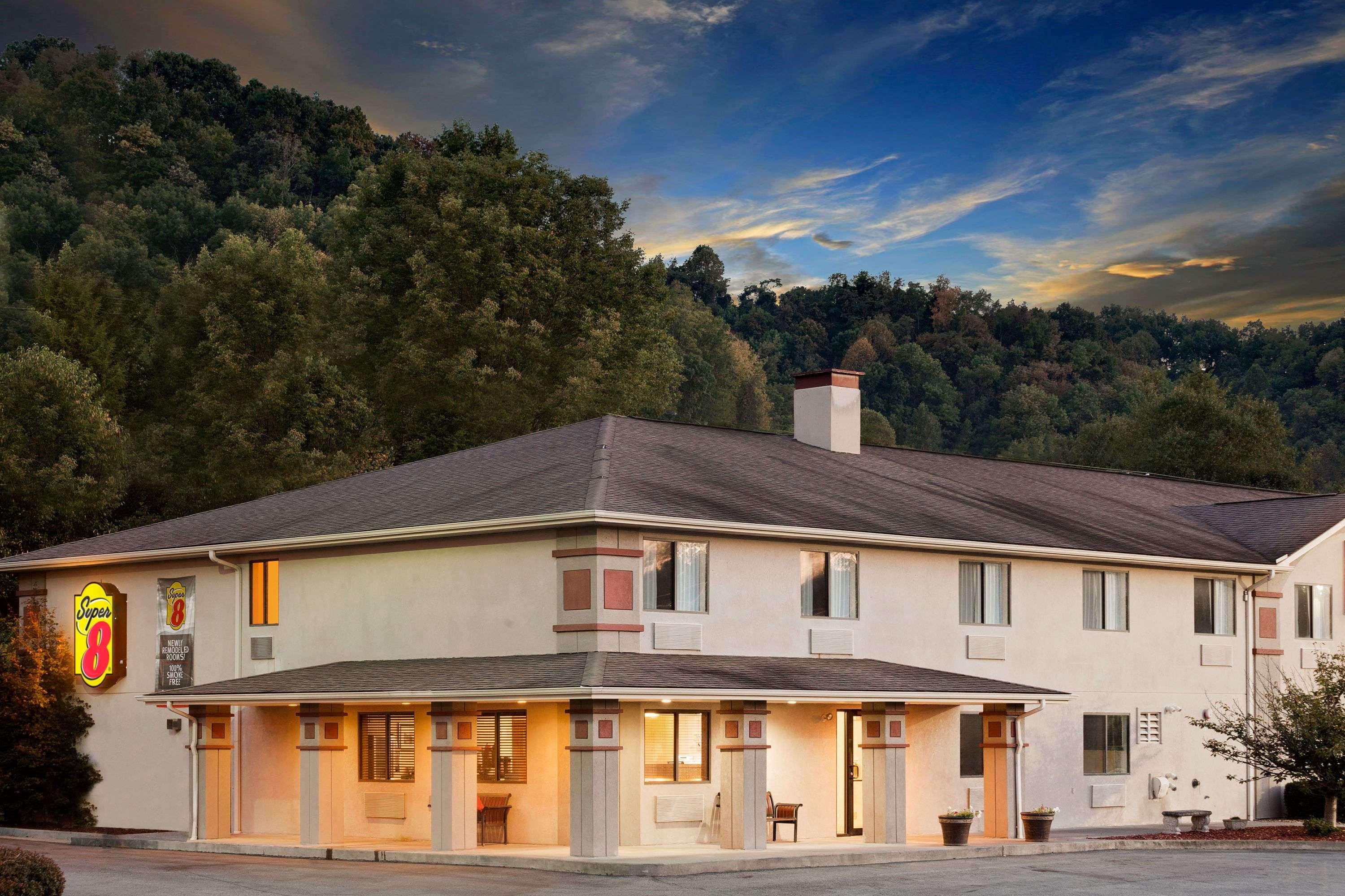 Super 8 By Wyndham Lebanon Hotel Buitenkant foto
